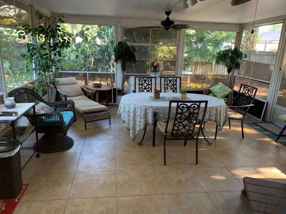 One Bed Suite Near Beaches And Downtown Sarasota Extérieur photo